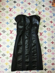Чёрное платье с вставками под кожу,  500 руб.