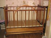 Продается детская деревянная кроватка